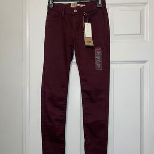 Levi’s 710 Super Skinny Women’s 24W 30L Size 00 short NWT